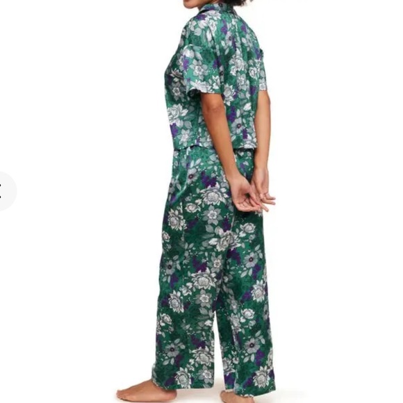 < Adore Me Verica Floral Green Satin Pajama Set > - Picture 9 of 9